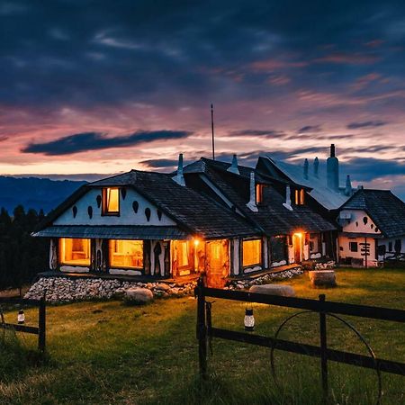 Вилла Amfiteatrul Transilvania Моечу-де-Жос Экстерьер фото