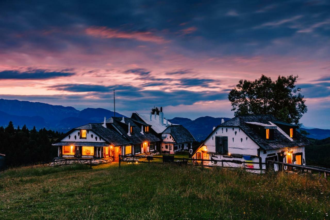 Вилла Amfiteatrul Transilvania Моечу-де-Жос Экстерьер фото